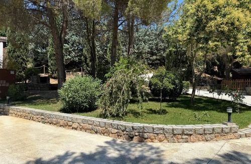 Huetor Santillan Apartment | Apartment 'Carrasco' with Mountain View, Shared Pool and Wi-Fi