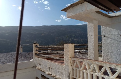 Bubion Apartment | Apartment 'Casa Pepa' with Mountain View, Shared Terrace and Balcony