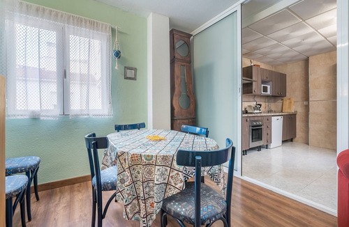 Beiro Apartment | Apartment 'Granada David' with Shared Terrace, Wi-Fi and Air Conditioning