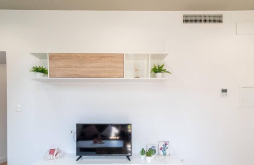 Cervantes Apartment | Apartment in a restored mansion in Granada.