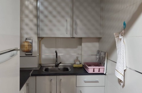Central District Apartment | Apartment in the center of Granada, 5 minutes away from the Alhambra.