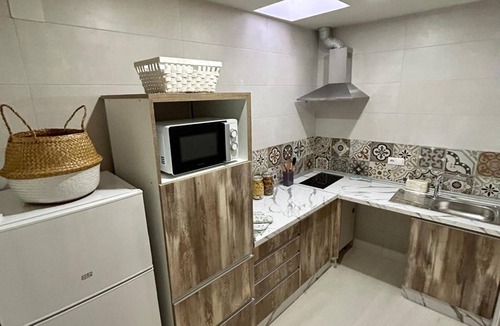 Guadix Apartment | Apartment 'La Medina' with Wi-Fi