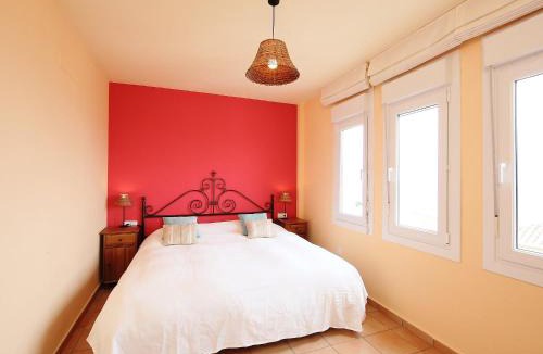 Velilla-Taramay Apartment | Apartment Las Fuentes by Interhome