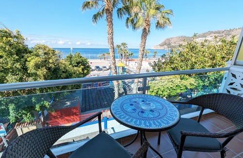 La Herradura Apartment | Apartment Levante - Front line beach with terrace in La Herradura