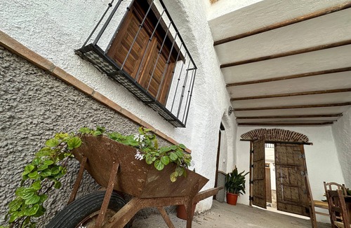 Rubite Apartment | Apartment 'Los Churros Para 4' with Wi-Fi