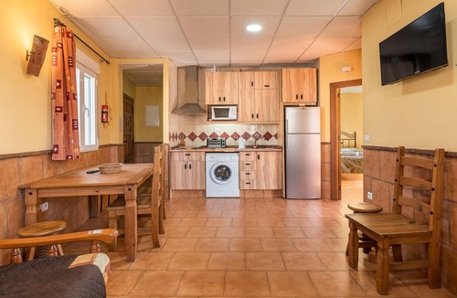 Jerez del Marquesado Apartment | Apartment 'Postero' with Mountain View, Balcony and Wi-Fi