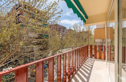 Zaidin Apartment | Apartment 'Salazar' with Balcony, Wi-Fi and Air Conditioning