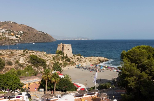 Velilla-Taramay Apartment | Apartment with sea views