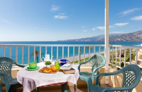 Salobrena Apartment | Apartments in Salobreña, Spain