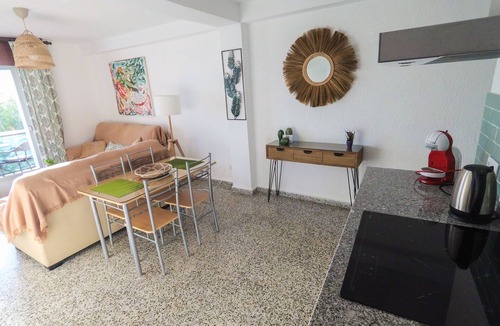 La Herradura Apartment | Apt Poniente - First line beach with terrace in La Herradura