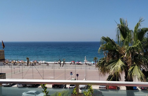 La Herradura Apartment | Apt Poniente - First line beach with terrace in La Herradura