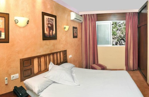Almunecar Hotel | Arrayanes Playa Hotel