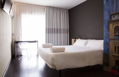 Pulianas Hotel | B&B Hotel Granada