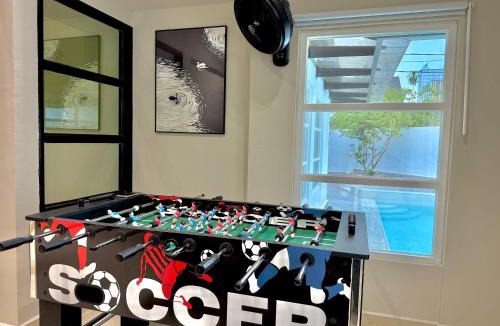 Subang Jaya Villa | Balinese Corner Private Pool Near Sunway Pyramid Upto 24P