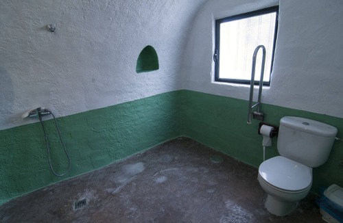 Baza House | BASTI CAVE 5