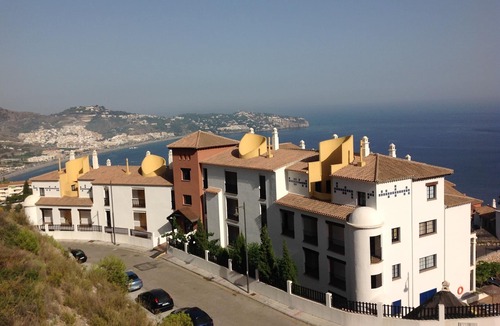Almunecar Apartment | Beautiful apartment overlooking the sea. The Herradura from Malaga. A paradise