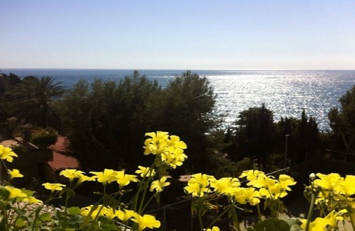 Almunecar Apartment | BEAUTIFUL APARTMENT IN IDILIC PLACE 3 MINUTES FROM THE BEACH (VFT/GR/00797)