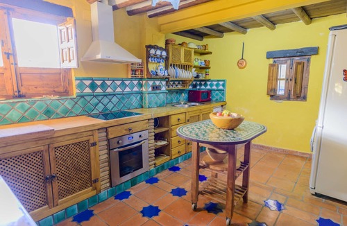 Algarinejo Cottage | Beautiful house Andalusia´s center, 3 BD, 2 BR, Jacuzzi and Pool, waterfalls.