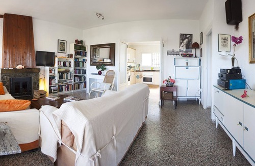Velilla-Taramay House | Beautiful house with garden 3 minutes from the beach
