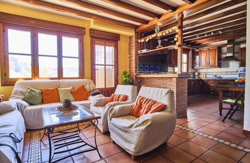 Conchar Cottage | Bed in a quiet setting overlooking the valley and Sierra Nevada Lecrin