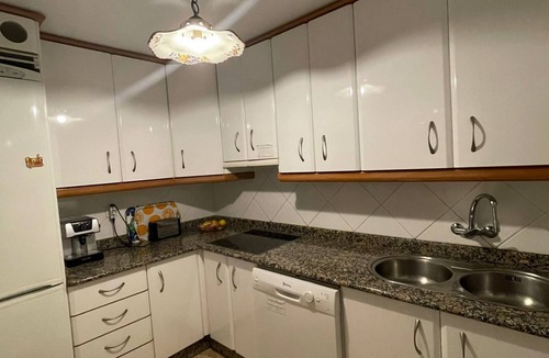 Velilla-Taramay Apartment | BIG LUXURIOUS FLAT WITH SEA VIEW UP TO SIX PEOPLE. WIFI.PARKING.BIKES