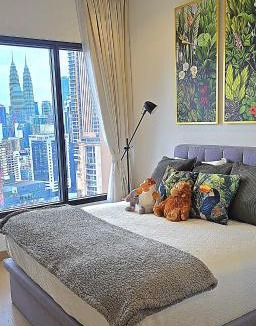 Pudu Apartment | Borneo Oasis 2BR with KLCC View & Gorgeous pools
