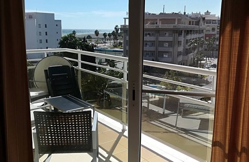 Playa Granada Apartment | Bright apartment with views of the Mediterranean