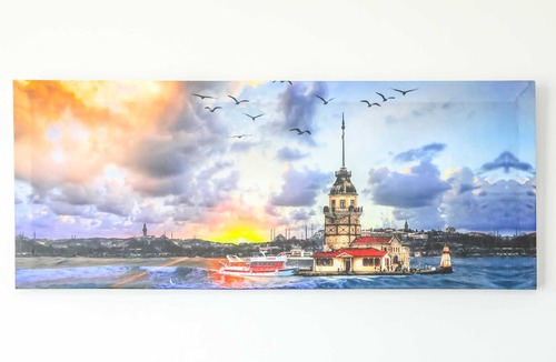 Kadikoy Apartment | Business-Friendly Residence with Pool in Fikirtepe