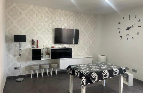 Alhendin Apartment | Cómodo apartamento a pie de carretera