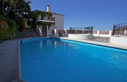 Bubion Apartment | Casa Carole - 3 Bedroom Luxury Apartment