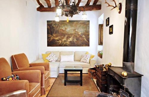 Pinos del Valle Apartment | Casa de pueblo con encanto - entre mar y montaña