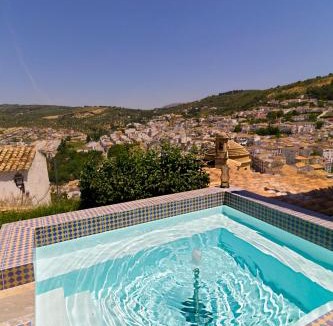 Montefrio House | Casa del Arrabal
