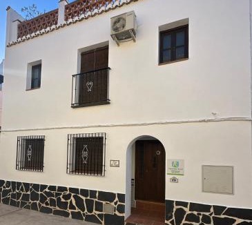 Pinos del Valle Bed & Breakfast | Casa del Patio