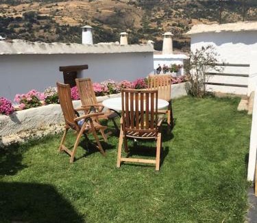 Bubion House | Casa Las Alacenas, Bubión (La Alpujarra, Granada)