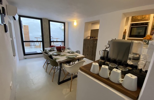 Pinos del Valle Bed & Breakfast | Casa Limon