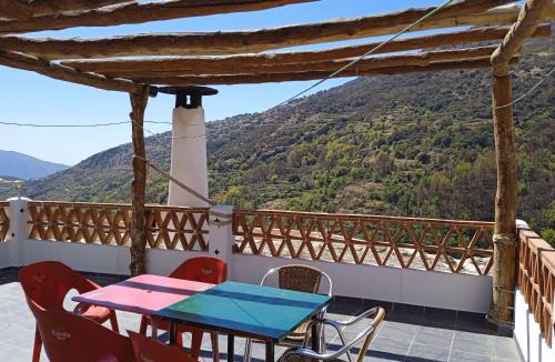Pampaneira House | Casa Los Trillizos