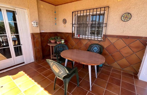 Policar House | Casa Marta Polícar Para Disfrutar de tu Escapada Rural Frente a Sierra Nevada