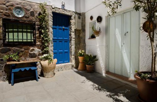 Guejar Sierra House | Casa Mona- Andalucian mountain village getaway