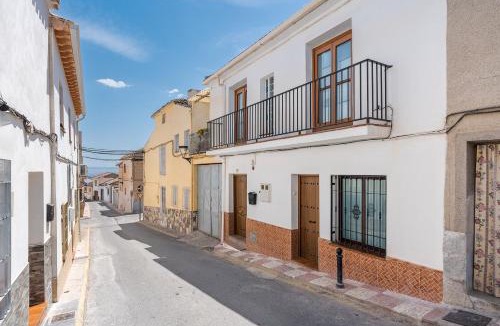Illora House | Casa Petra