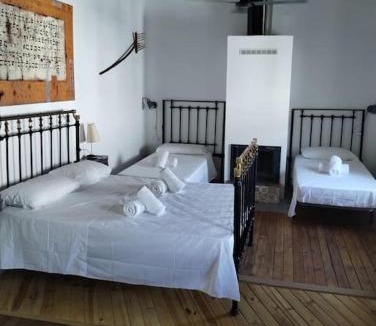Arenas del Rey House | Casa rural con encanto