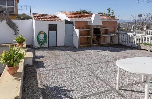 Viznar House | Casa Rural en Parque Natural con Chimenea, Piscina y Barbacoa en Viznar