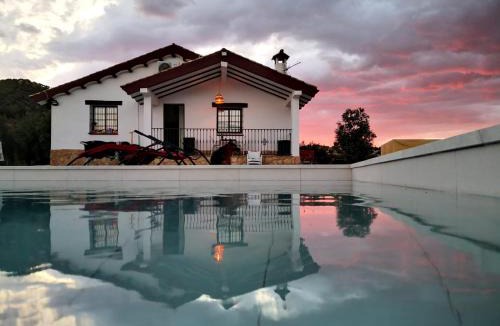 Montefrio Villa | CASA RURAL LA CHOZA DE MINDO