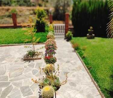 Orgiva House | Casa Rural Las cuatro flores