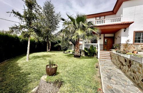 Orgiva House | Casa Rural Las cuatro flores