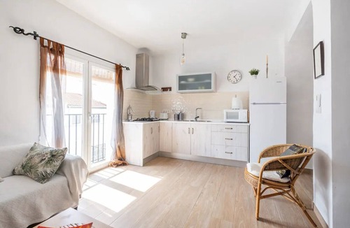 Padul House | Casa VistaAlegre. Cozy village house. Private pool near Granada.