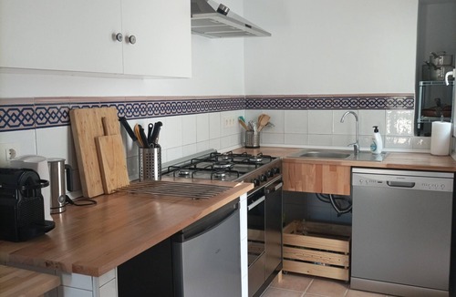Beznar House | Casita with lake view - mountains, coast & city nearby