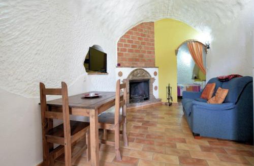 Guadix House | Cave house with private terrace on a small complex