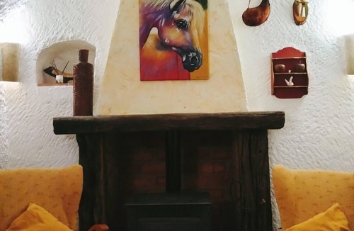 Guadix Cottage | Cave in the most touristic neighborhood of caves in front of the viewpoint.