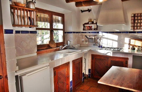 Churriana de la Vega Cottage | Charming rural house with swimming pool 3 km from the city of Granada. Parking