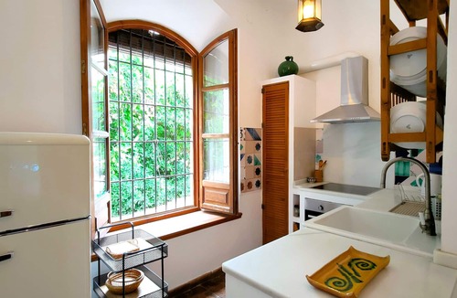 Churriana de la Vega House | Charming rural house with swimming pool 3 km from the city of Granada. parking
